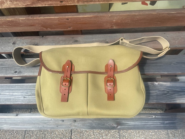 QUALITY GUNSLIPS -SHOULDER BAG-KHAKI-L - Little Island / リトルアイランド リトル