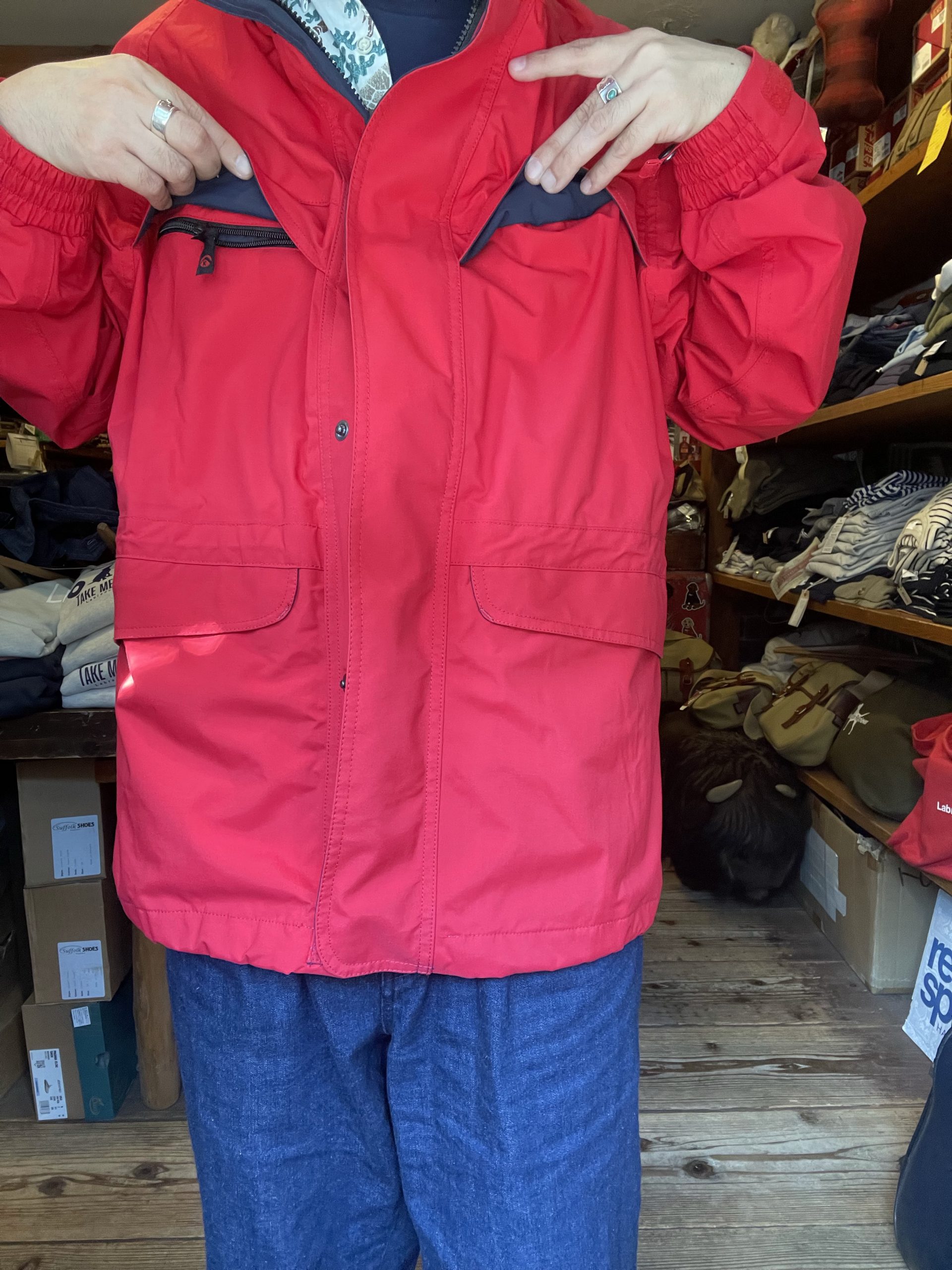 ＫＥＥＬＡ－ＫＩＮＴＹＲＥ ＪＡＣＫＥＴ－ＲＥＤ - Little Island